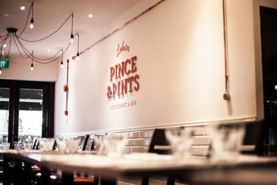 Pince Pints - identidade visual restaurante - Boteco Design